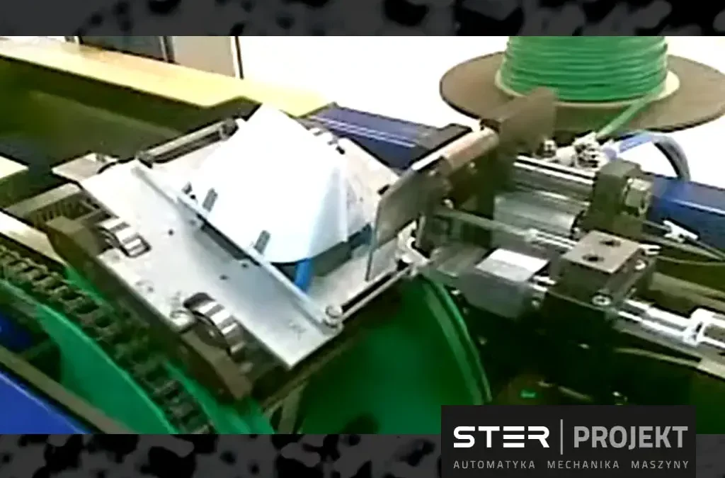 Linia do nakładania gumek i zgrzewania ultradźwiękowego elementów masek przeciwpyłowych (Filterserwis)